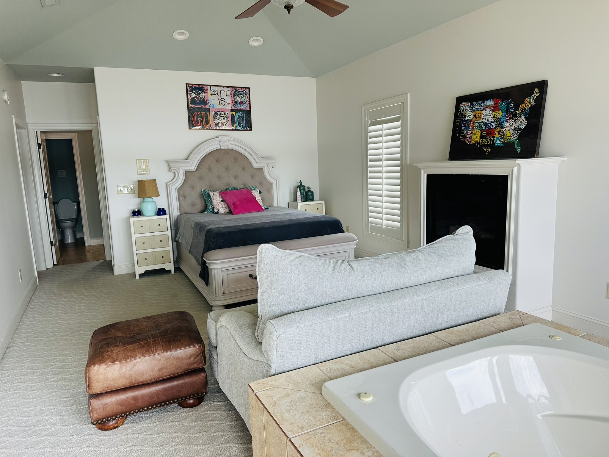 WATERFRONT POOL HOME 5 BEDS 7 BATHROOMS photo 10