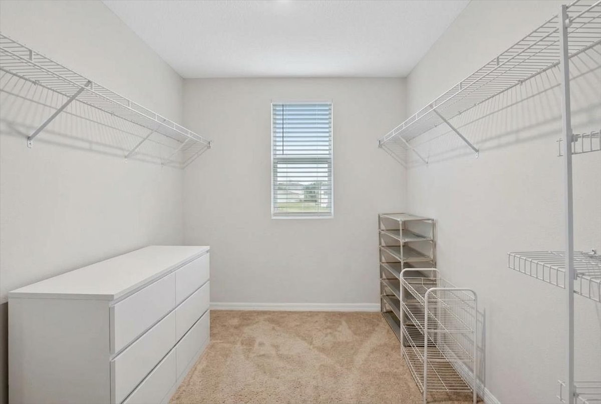 4/2.5 HOME UNDER CONTRACT BEFORE HITTING THE MARKET! photo 12